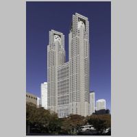 Tokyo Metropolitan Government Building No.1, photo Kakidai, Wikipedia.jpg